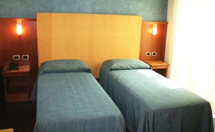Locanda Sant'Ambrogio Cislago Room photo